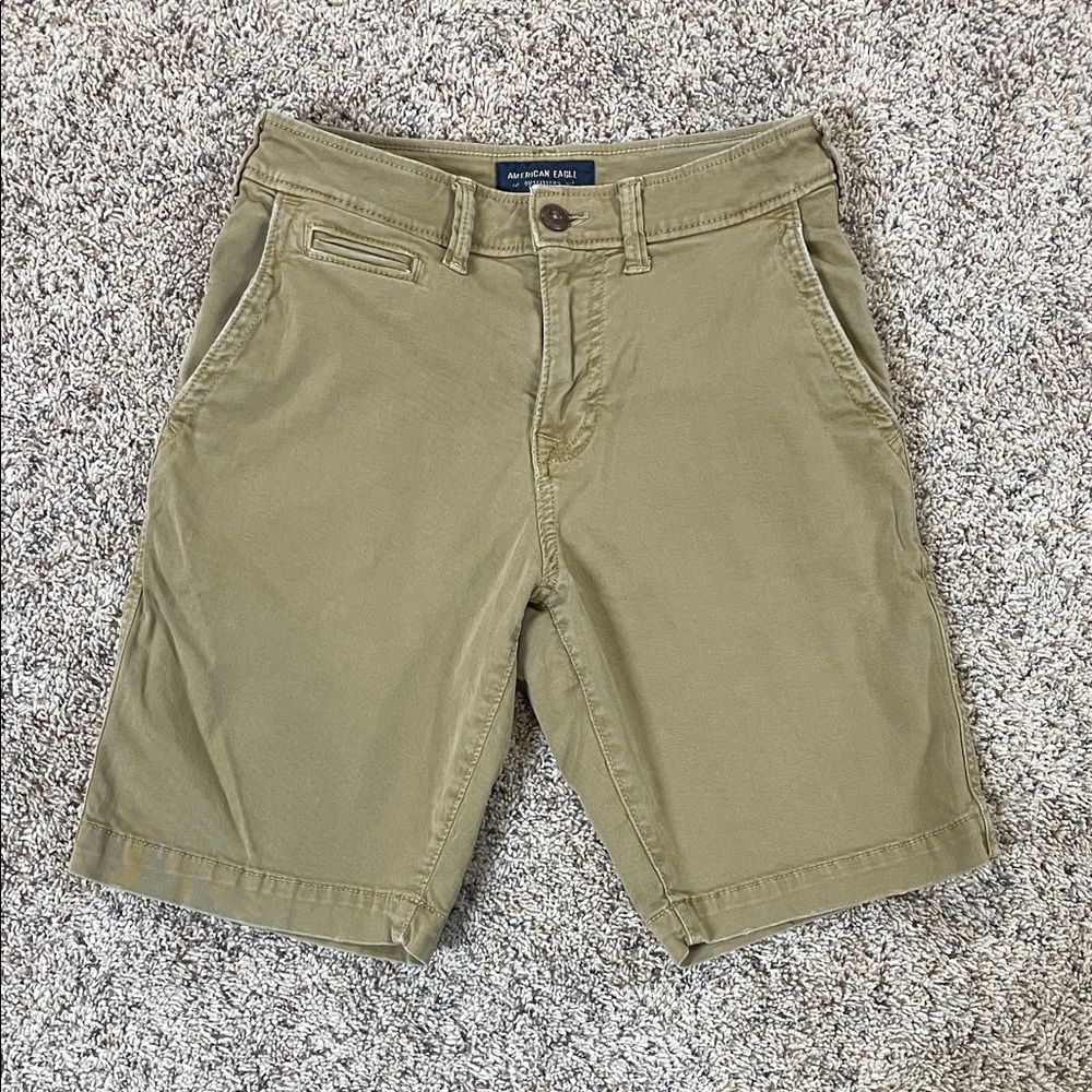 American Eagle Outfitters Men's Khaki Shorts
